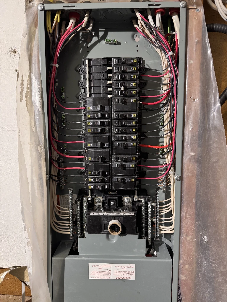 200A electrical panel upgrade - clean and effective work